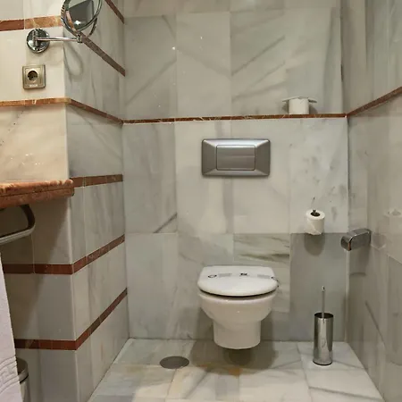 R2 Pajara Hotel